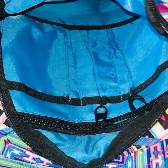 Kenneth Cole Reaction Backpack ~ Pretty Multi Color Full Size - Picture 9 of 9